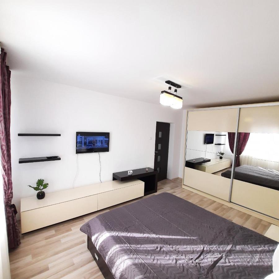 Apartament Kepa Din Piatra Neamţ Exterior foto